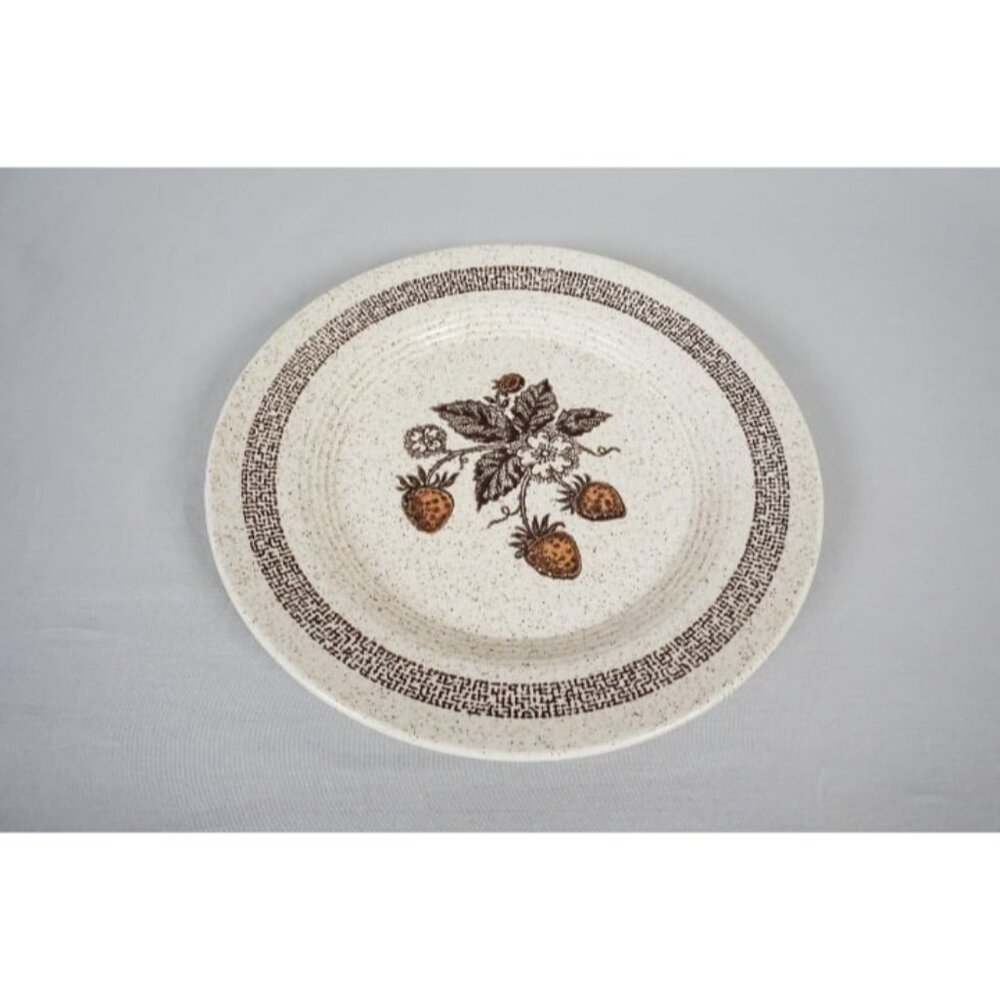 TWO Homer Laughlin Country Strawberry Stoneware Dinner Plates J-83 USA Vintage